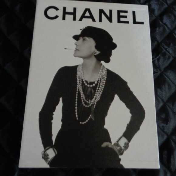 SET OF 3 CHANEL HC BOOKS BY ASSOULINE IN EUC - Picture 4 of 8